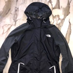 Black and Grey North Face 2.5L Venture Jacket